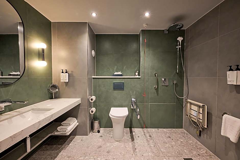 Holiday Inn Telford Ironbridge By IHG