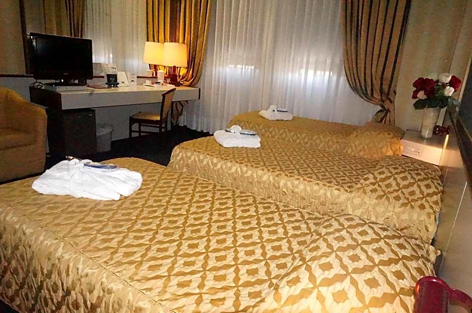Hotel Maxim