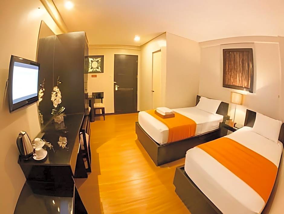 Photo 1 of 1 of Superior 2 Beds