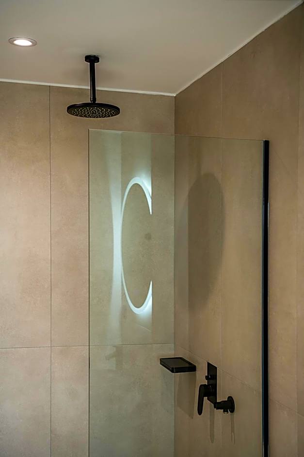 Theta Boutique Hotel