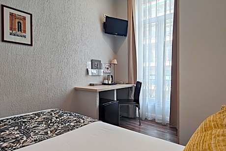 Budget Single Room