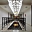 Rich Hotel
