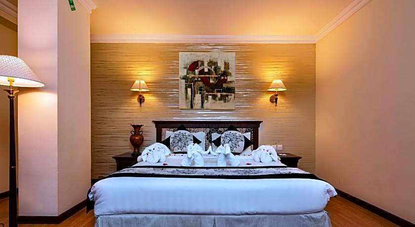 Pars International Hotel