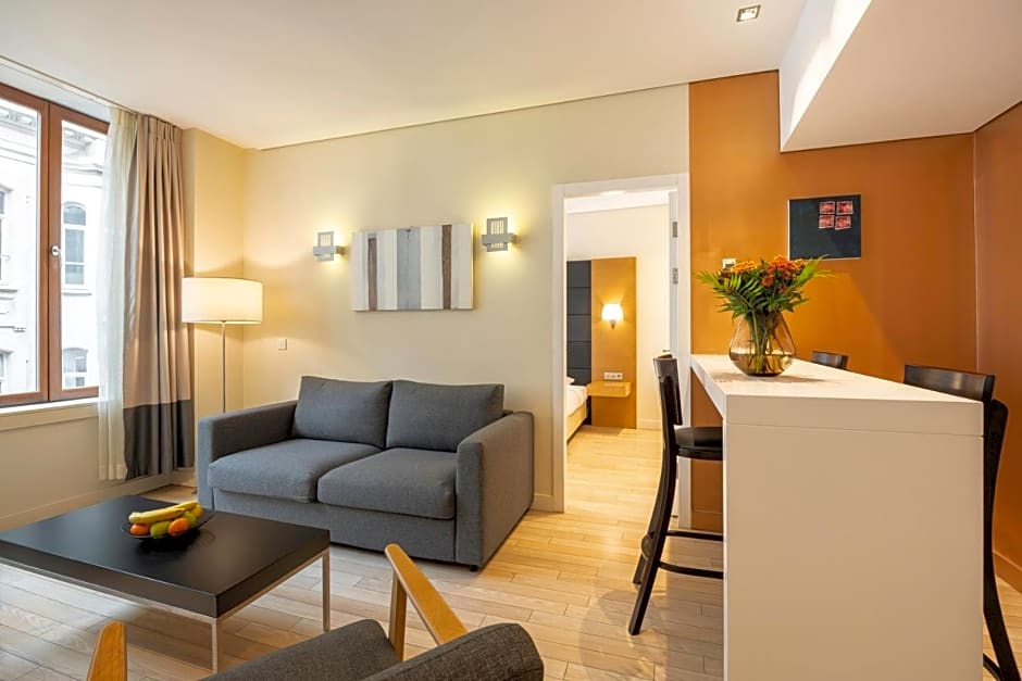 B-Aparthotels Grand Place