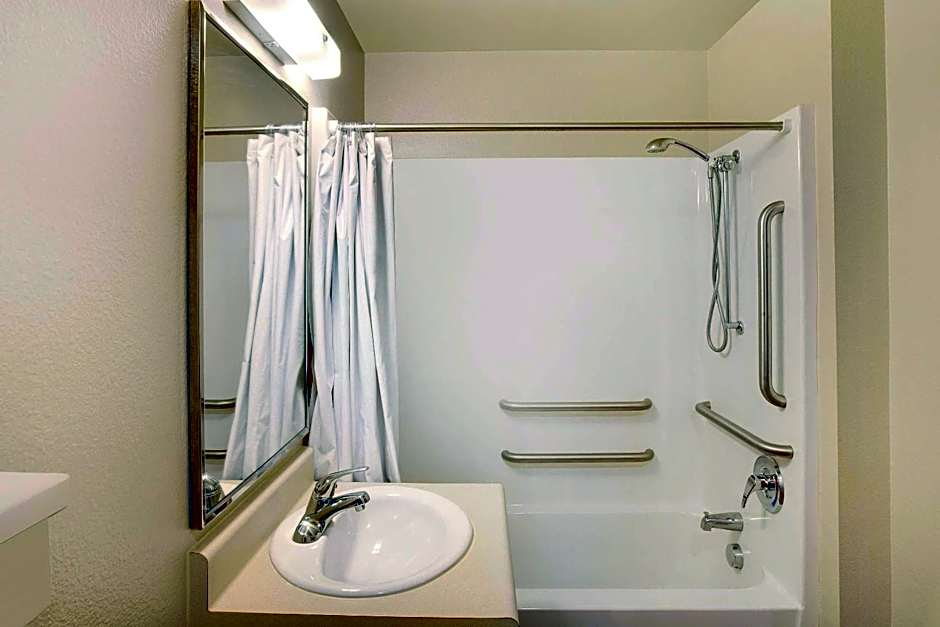 WoodSpring Suites Baton Rouge Airline Highway