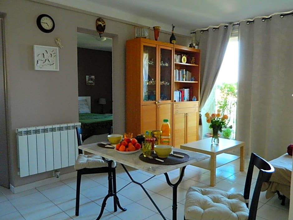 Chambre d'hôte Zen chez Philippe Parking free