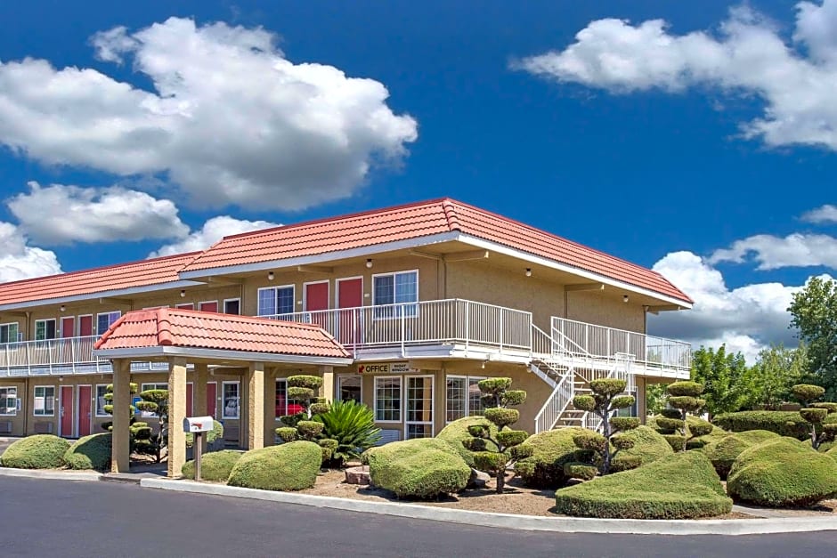 Days Inn by Wyndham Turlock