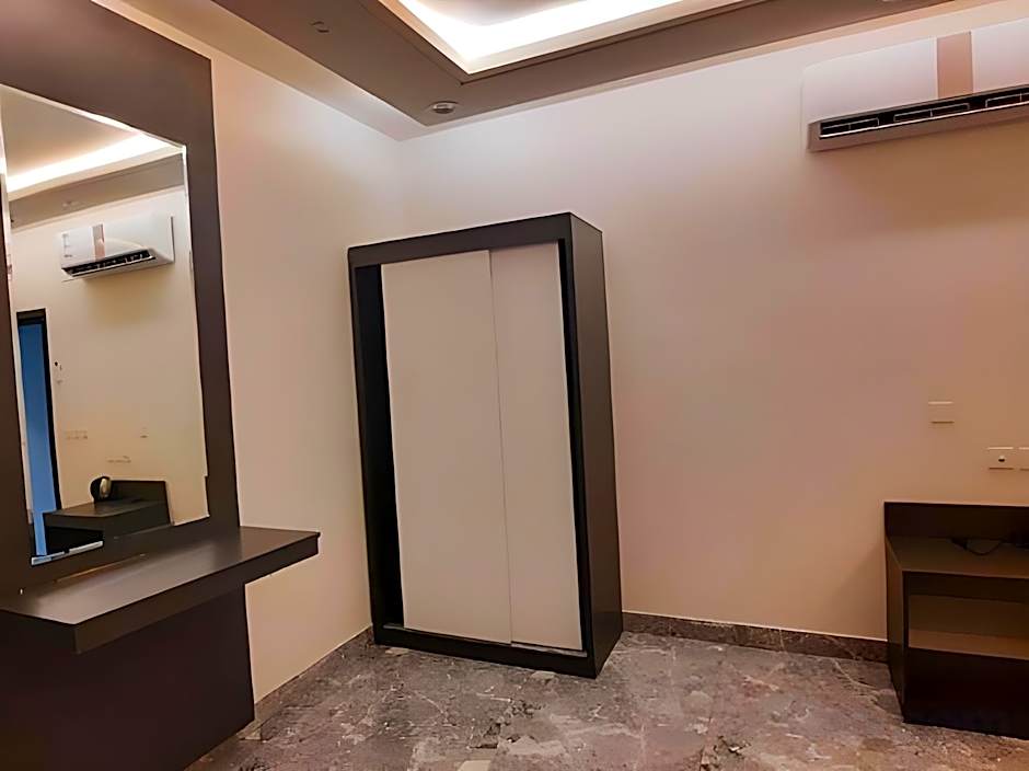 Golden Gewan Hotel