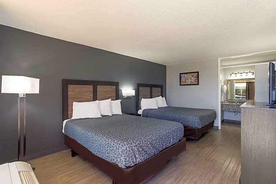 ECONO LODGE CAVE CITY