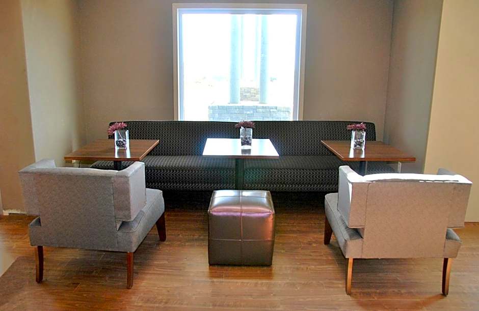 Days Inn by Wyndham Regina Airport West