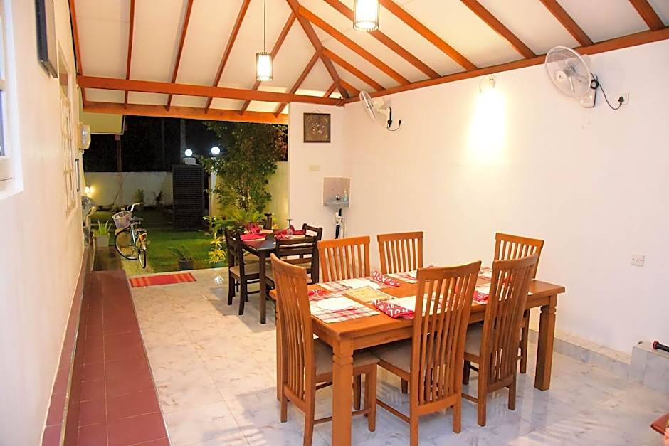 White Villa Airport Transit Hotel