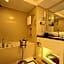 Zhongwei Green Lake Hotel Kunming