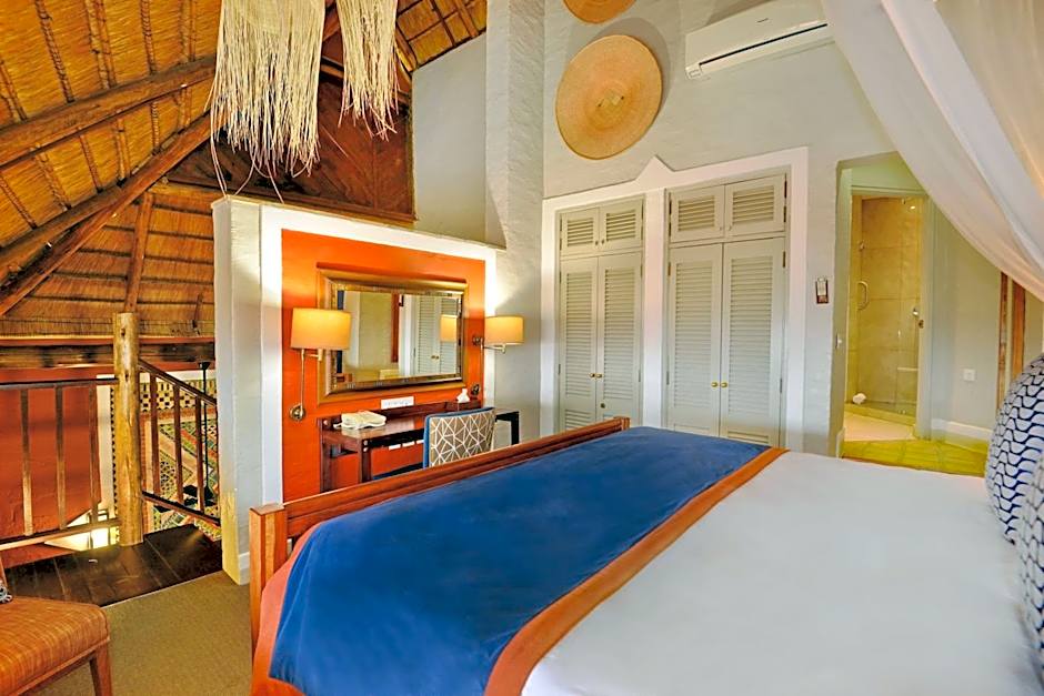 Victoria Falls Safari Lodge