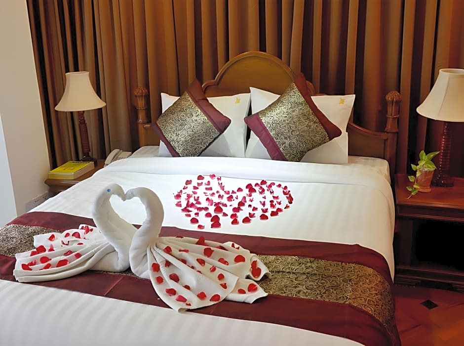 Golden Butterfly Hotel