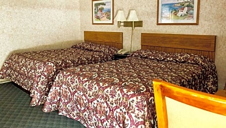 2 Double Beds Nonsmoking