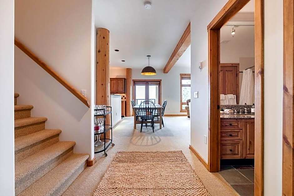 Taluswood Ridge by Outpost Whistler