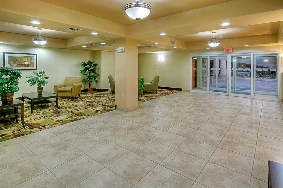 Spark by Hilton Pecos