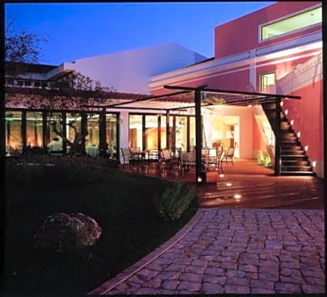 Hotel Acez