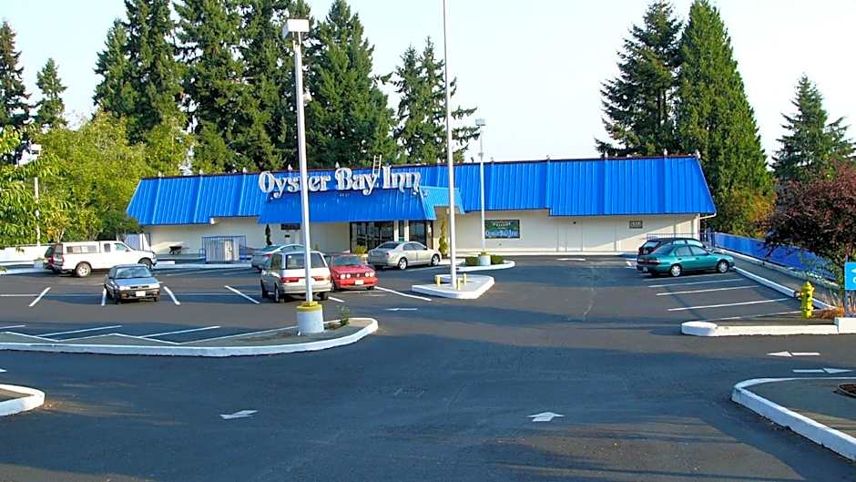 Oyster Bay Inn & Suites
