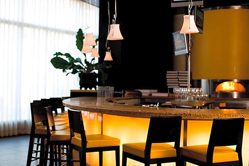 Twelve Midtown, Autograph Collection by Marriott