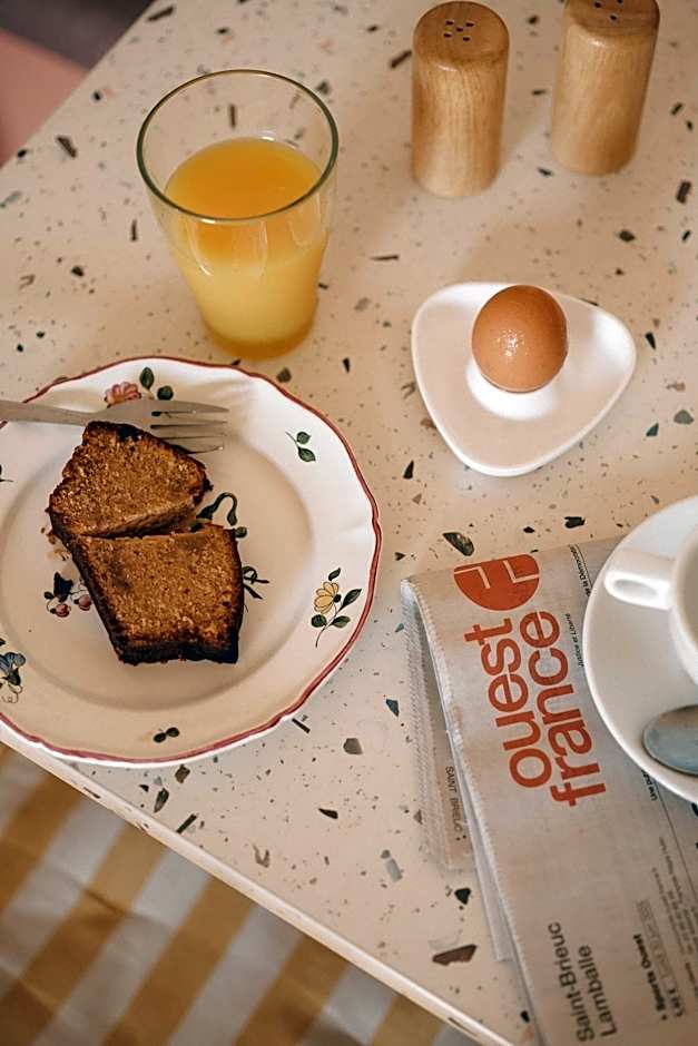 Logis Hôtel Le Relais De Beaucemaine