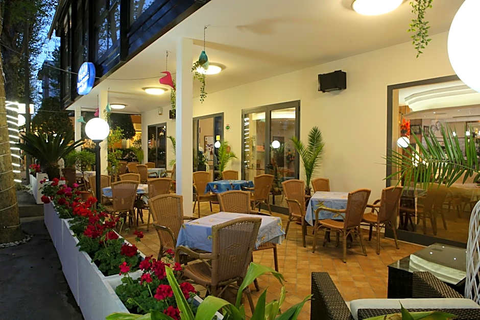 Hotel Busignani