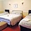 Welbeck Hotel - Close to Beach, Train Station & Southend Airport
