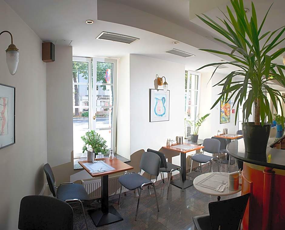 Suite Hotel 900 m zur Oper