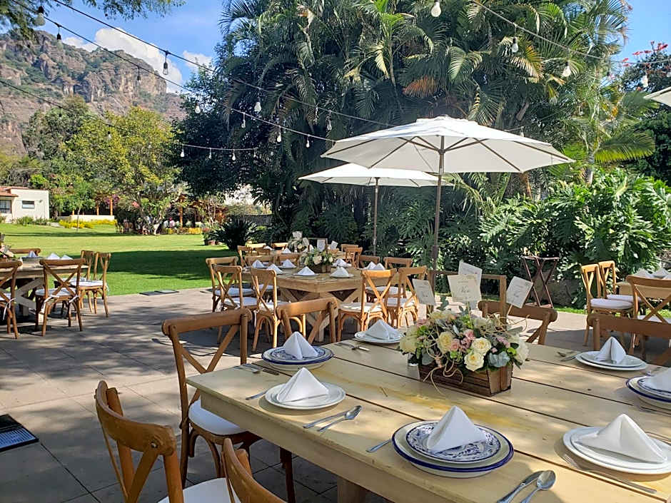 Casa Bugambilia, Un Pequeño Hotel en Tepoztlán