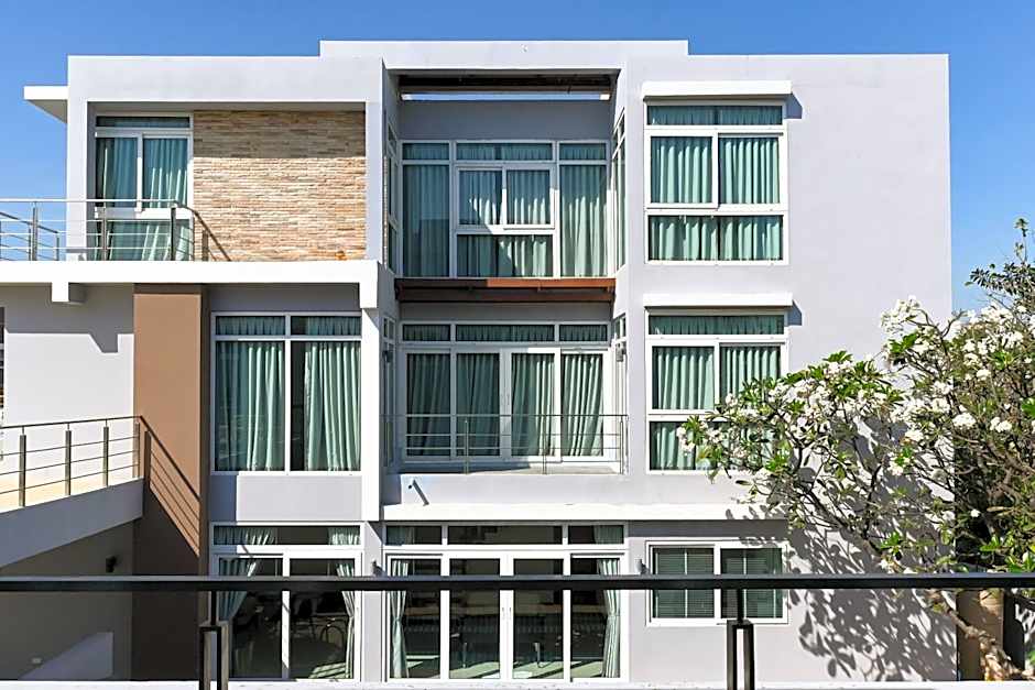 Golden Sea Hua Hin - SHA Extra Plus