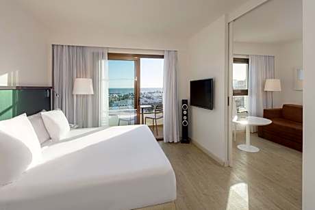 SUITE PUERTO MARINA MEDITERRANEAN VIEW