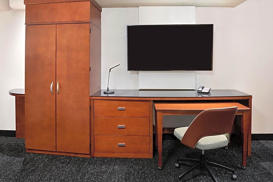 Courtyard by Marriott Calgary Airport
