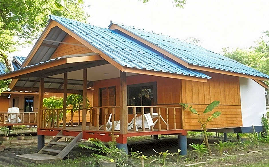 Lanta Sunny House
