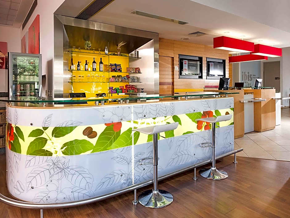 Ibis Vitoria Praia do Canto