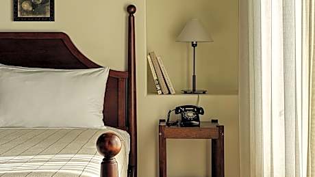 Accessible King Size Bed