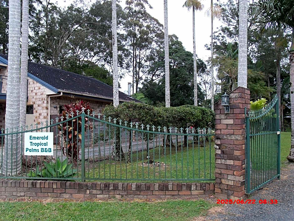 Emerald Tropical Palms B & B