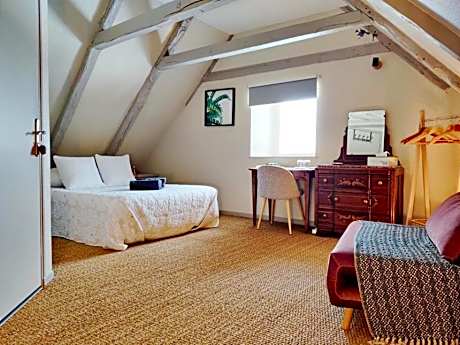 Large Double Room