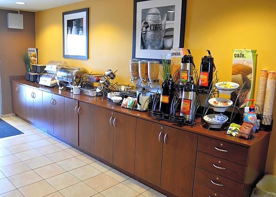 Microtel Inn & Suites by Wyndham Rawlins