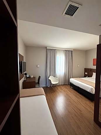 Standard PwD Disability Access Triple - 1 Double Bed and 1 Single Bed