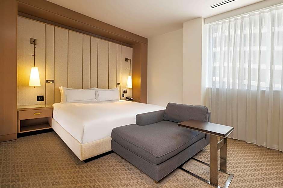 The Statler Dallas, Curio Collection By Hilton
