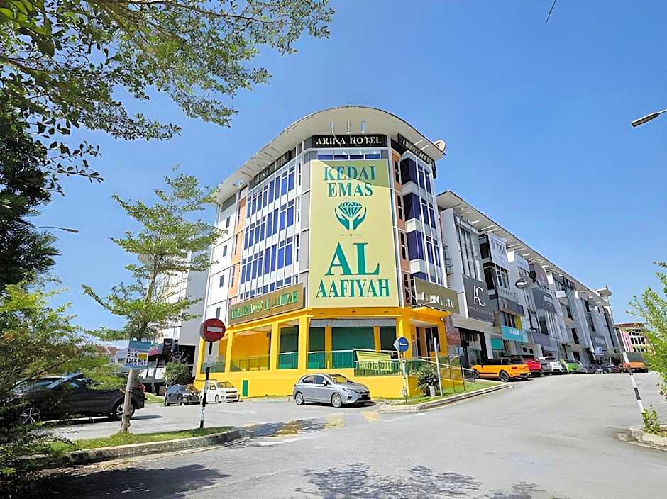 OYO 714 Arina Hotel