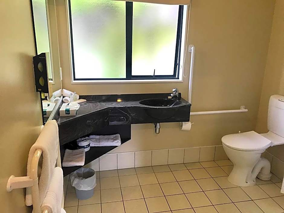 Claremonte Motor Lodge