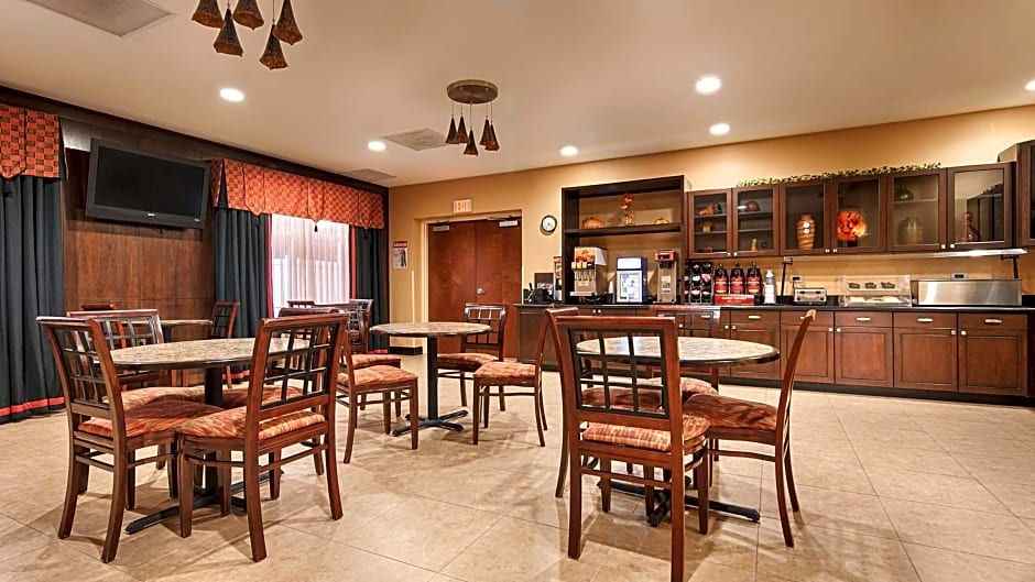 Best Western Plus Cecil Field Inn & Suites