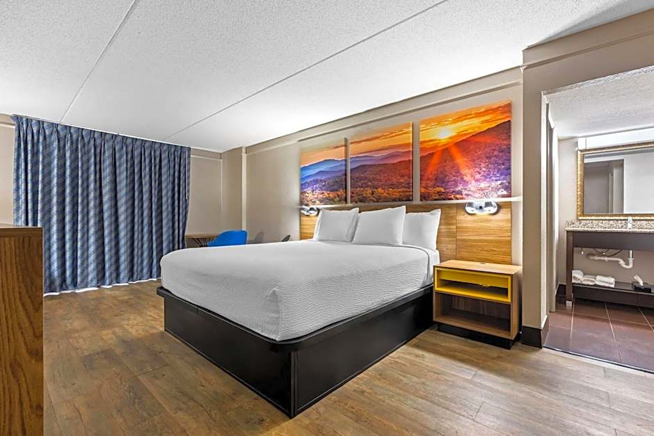 Days Inn by Wyndham Birmingham/West