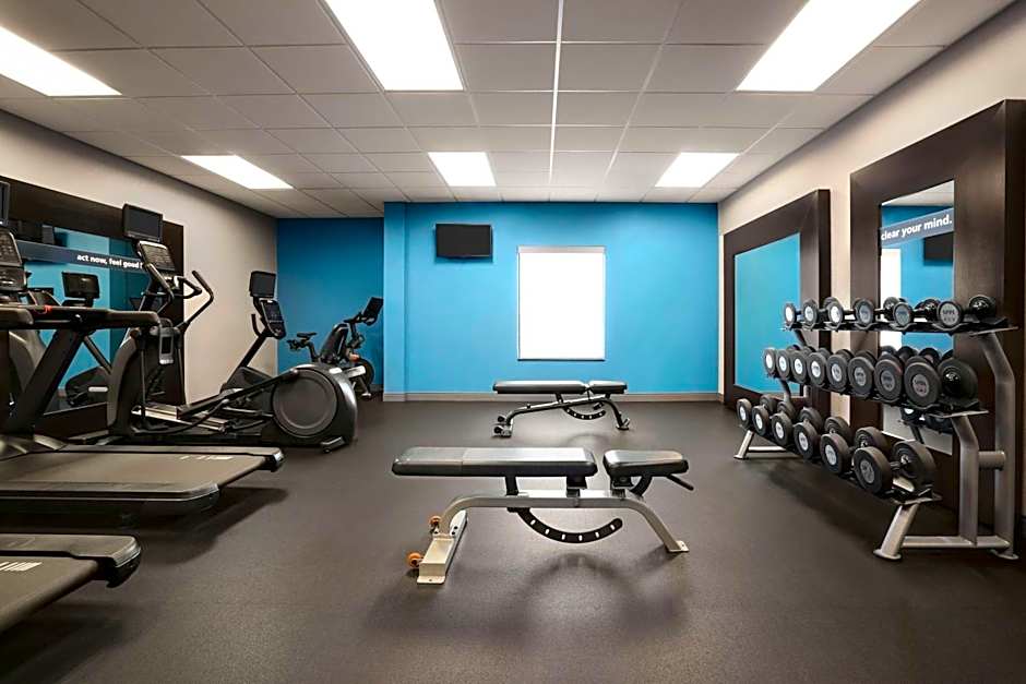 Hampton Inn By Hilton And Suites York South