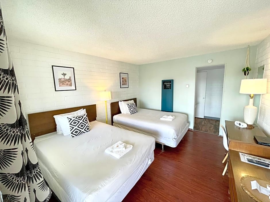 The Postcard Motel