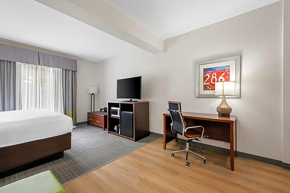 Comfort Suites New Bern near Cherry Point