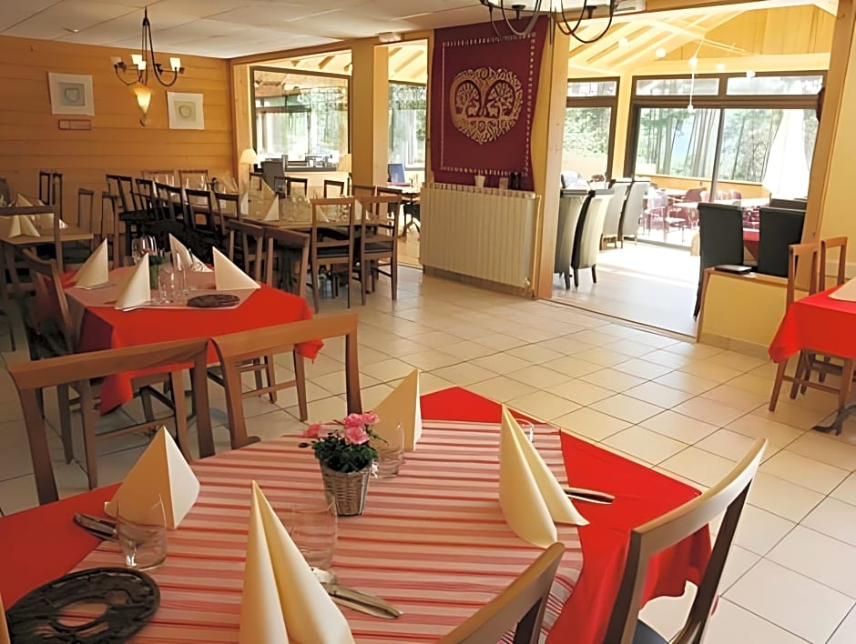 Hotel Restaurant Domaine de l'Adoux