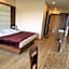 Hotel Basera