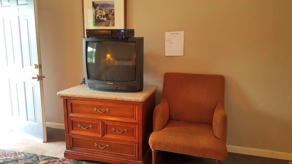 Pacific Motel